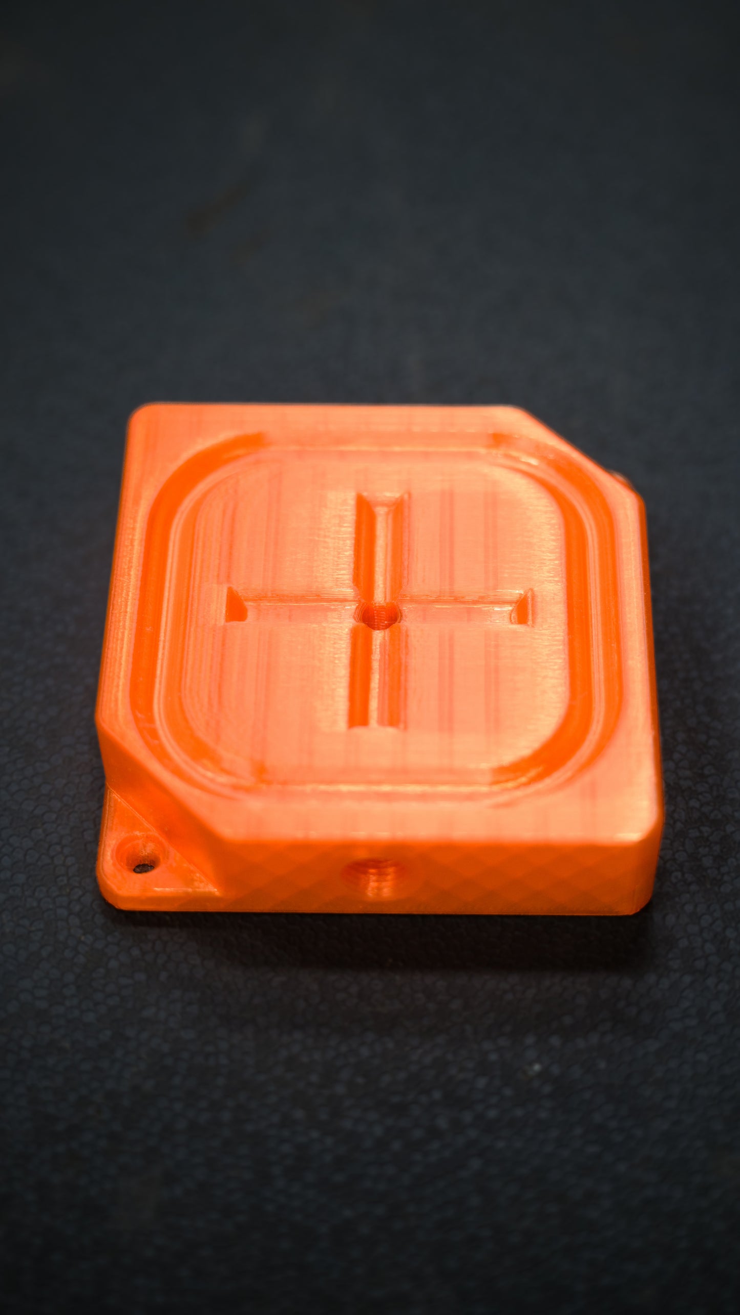 Universal-Vakuum-Pad (80mm Befestigungsraster) | Digitaler Download (.STL)